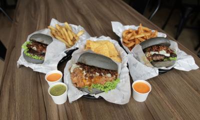 This is The Smelliest Burger in Klang Valley! - Munch by WORLD OF BUZZ