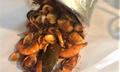 Super Cheap Seafood in Bangkok! - Munch by WORLD OF BUZZ